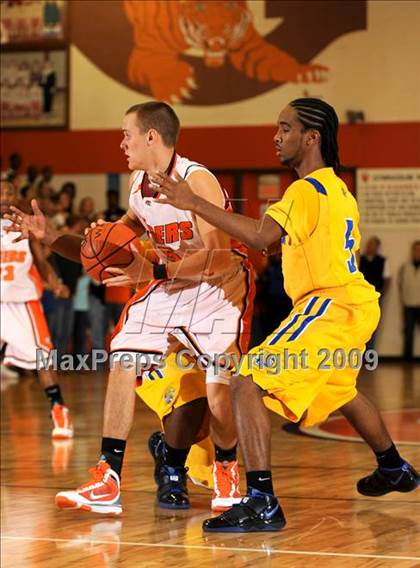Thumbnail 3 in Johnson @ Grissom photogallery.