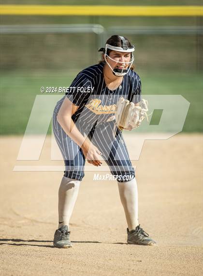Thumbnail 2 in Mercy vs. Lincoln Southeast photogallery.