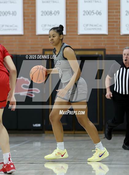 Thumbnail 2 in Etiwanda @ Carondelet (Sabrina Ionescu Showcase) photogallery.