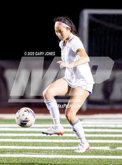 Thumbnail 3 in Davis Sr. @ Whitney photogallery.