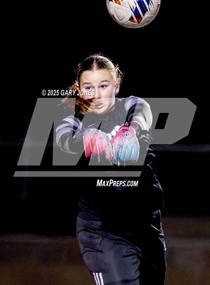 Thumbnail 3 in Davis Sr. @ Whitney photogallery.