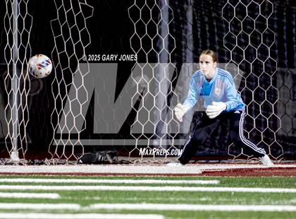 Thumbnail 2 in Davis Sr. @ Whitney photogallery.