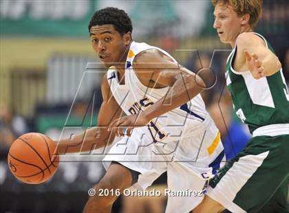 Thumbnail 3 in Brawley vs Mission Vista (CIF SDS D4 Final) photogallery.