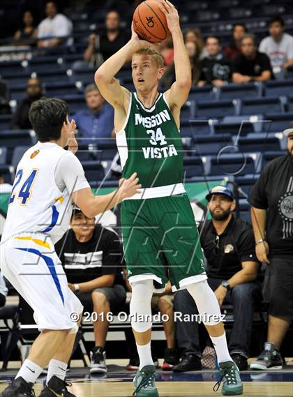Thumbnail 3 in Brawley vs Mission Vista (CIF SDS D4 Final) photogallery.