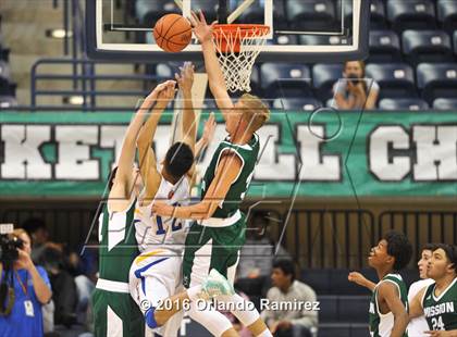 Thumbnail 2 in Brawley vs Mission Vista (CIF SDS D4 Final) photogallery.
