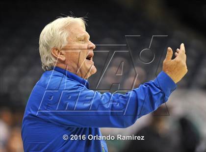 Thumbnail 1 in Brawley vs Mission Vista (CIF SDS D4 Final) photogallery.