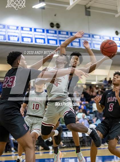Thumbnail 2 in Sunrise Christian Academy vs. Memphis East photogallery.