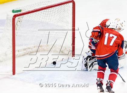 Thumbnail 3 in Central Catholic vs Austin Prep (MIAA Super 8 Game 1) photogallery.