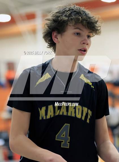 Thumbnail 3 in Grand Saline vs Malakoff photogallery.