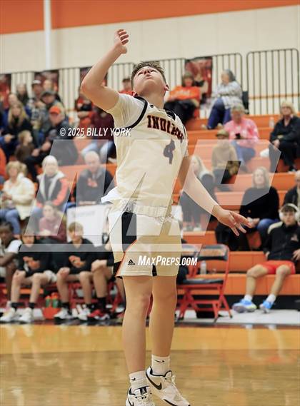 Thumbnail 2 in Grand Saline vs Malakoff photogallery.
