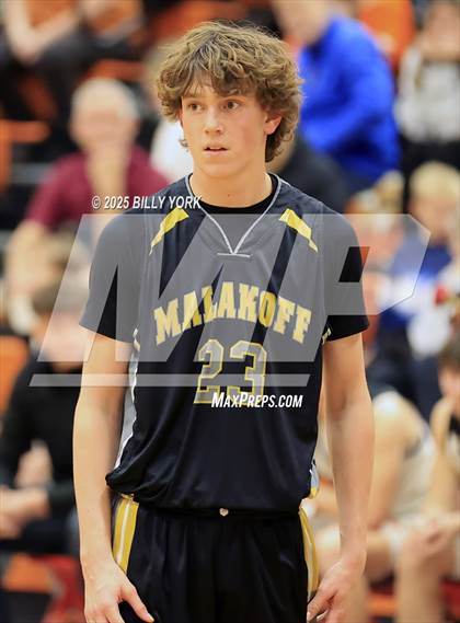 Thumbnail 3 in Grand Saline vs Malakoff photogallery.