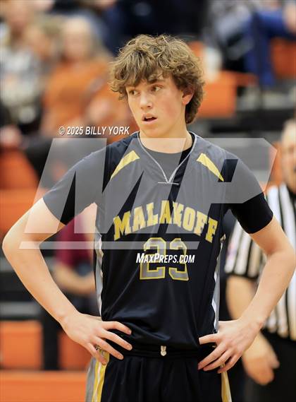 Thumbnail 2 in Grand Saline vs Malakoff photogallery.