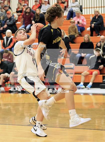 Thumbnail 1 in Grand Saline vs Malakoff photogallery.