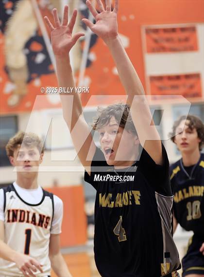 Thumbnail 1 in Grand Saline vs Malakoff photogallery.
