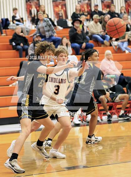 Thumbnail 3 in Grand Saline vs Malakoff photogallery.