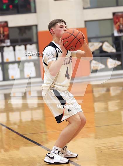 Thumbnail 2 in Grand Saline vs Malakoff photogallery.