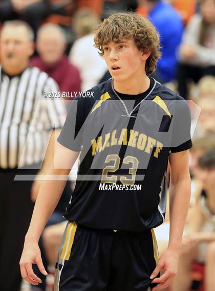 Thumbnail 2 in Grand Saline vs Malakoff photogallery.