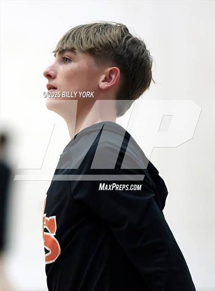 Thumbnail 3 in Grand Saline vs Malakoff photogallery.