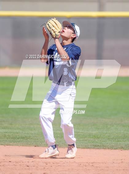 Thumbnail 1 in Ralston Valley vs. Wells (Coach Bob Invitational) photogallery.