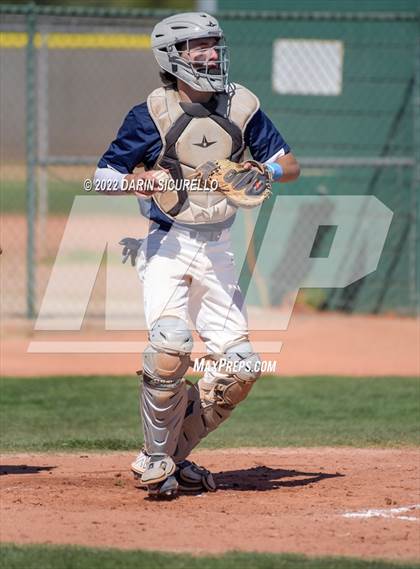 Thumbnail 1 in Ralston Valley vs. Wells (Coach Bob Invitational) photogallery.