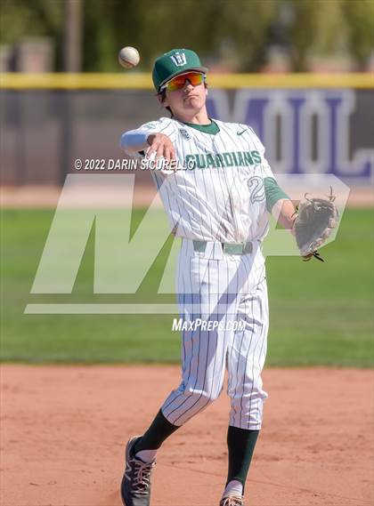 Thumbnail 1 in Ralston Valley vs. Wells (Coach Bob Invitational) photogallery.