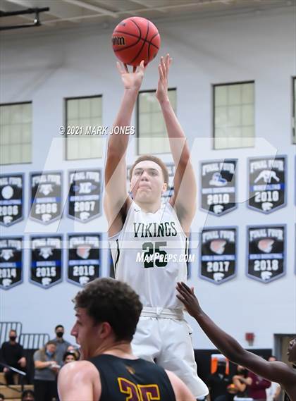 Thumbnail 1 in Sunnyslope vs. Mountain Pointe (AIA 6A Final)  photogallery.