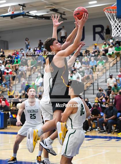 Thumbnail 3 in Sunnyslope vs. Mountain Pointe (AIA 6A Final)  photogallery.