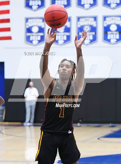 Thumbnail 1 in Sunnyslope vs. Mountain Pointe (AIA 6A Final)  photogallery.