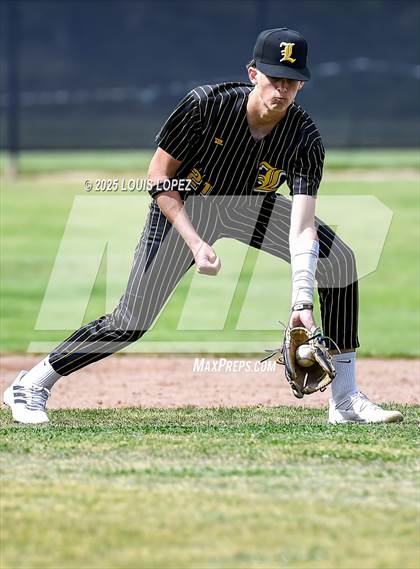 Thumbnail 2 in Sunny Hills @ Chino Hills photogallery.