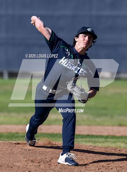Thumbnail 1 in Sunny Hills @ Chino Hills photogallery.
