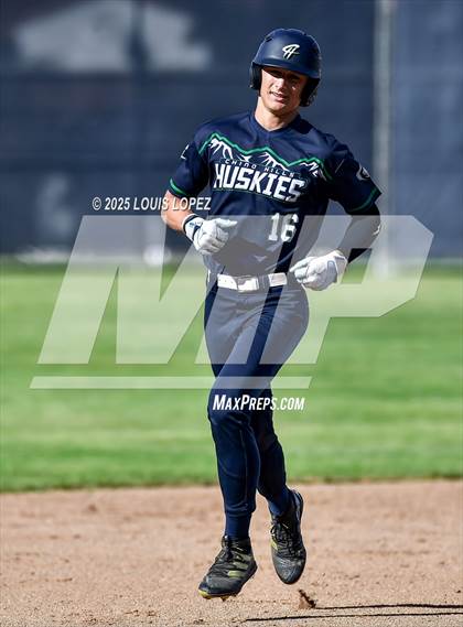 Thumbnail 3 in Sunny Hills @ Chino Hills photogallery.