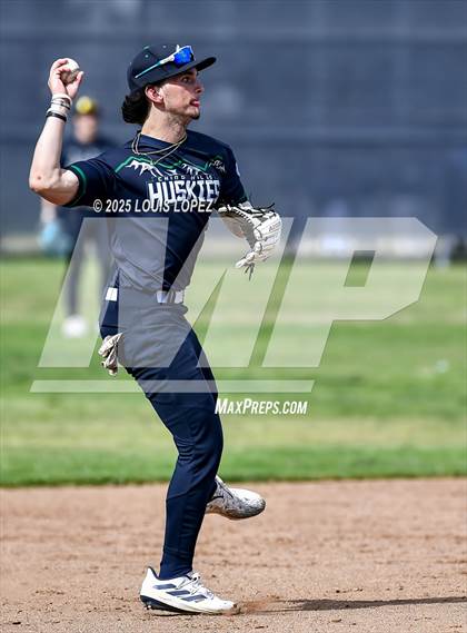 Thumbnail 1 in Sunny Hills @ Chino Hills photogallery.