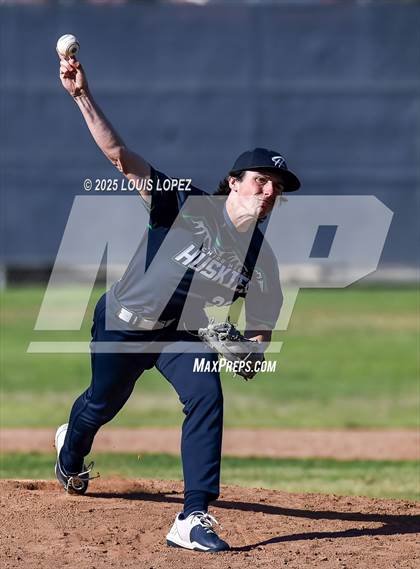Thumbnail 3 in Sunny Hills @ Chino Hills photogallery.