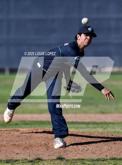 Thumbnail 1 in Sunny Hills @ Chino Hills photogallery.
