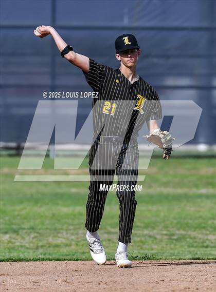 Thumbnail 3 in Sunny Hills @ Chino Hills photogallery.