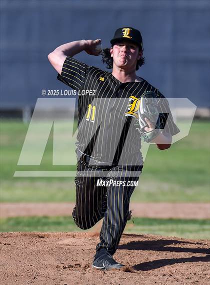Thumbnail 1 in Sunny Hills @ Chino Hills photogallery.