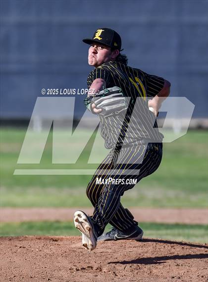Thumbnail 1 in Sunny Hills @ Chino Hills photogallery.