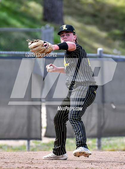 Thumbnail 3 in Sunny Hills @ Chino Hills photogallery.