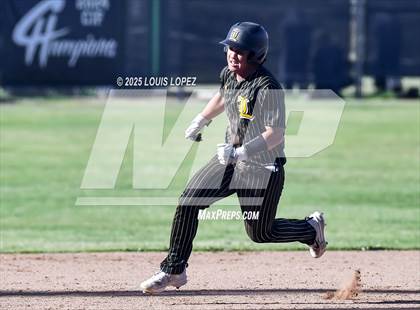 Thumbnail 2 in Sunny Hills @ Chino Hills photogallery.
