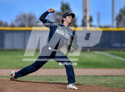 Thumbnail 1 in Sunny Hills @ Chino Hills photogallery.