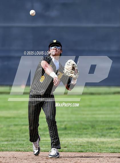 Thumbnail 2 in Sunny Hills @ Chino Hills photogallery.