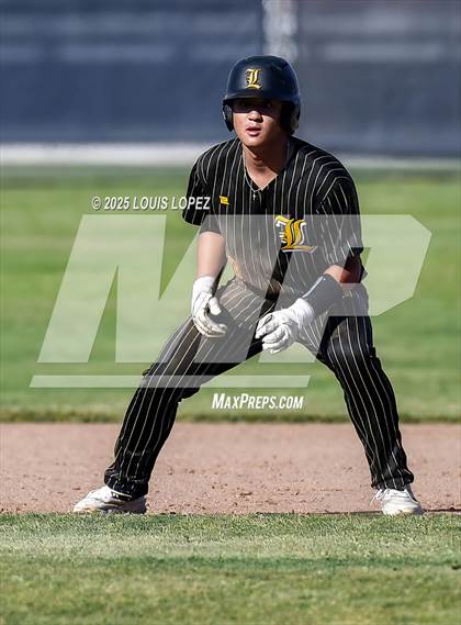 Thumbnail 1 in Sunny Hills @ Chino Hills photogallery.