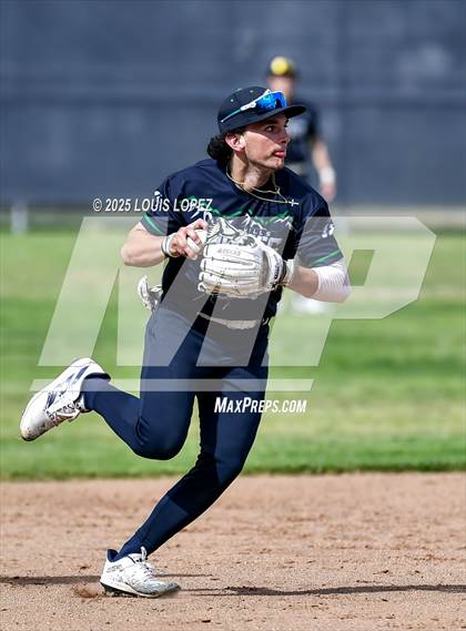 Thumbnail 3 in Sunny Hills @ Chino Hills photogallery.