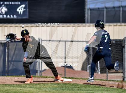 Thumbnail 2 in Sunny Hills @ Chino Hills photogallery.