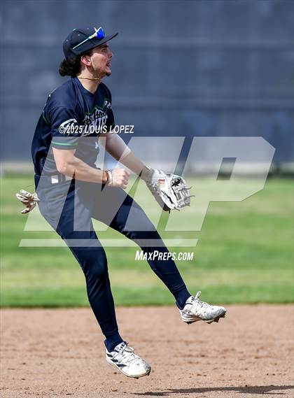 Thumbnail 1 in Sunny Hills @ Chino Hills photogallery.