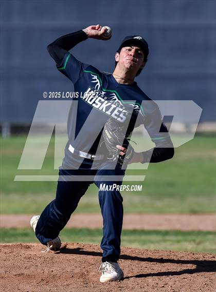 Thumbnail 3 in Sunny Hills @ Chino Hills photogallery.
