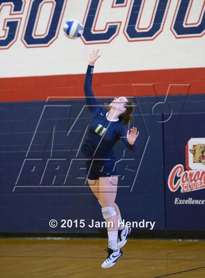 Thumbnail 3 in Notre Dame vs. Faith Lutheran (Durango Fall Classic) photogallery.