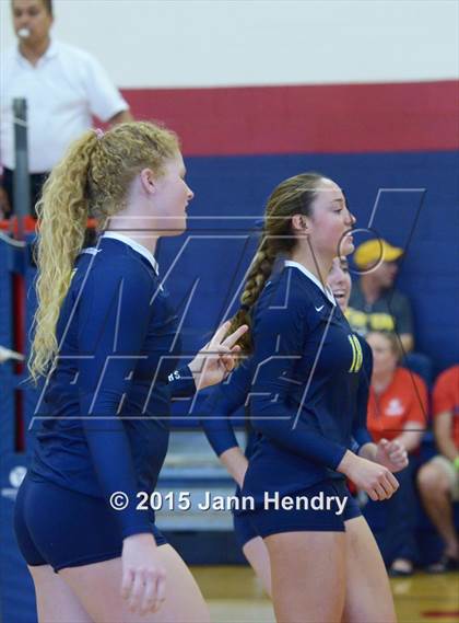 Thumbnail 3 in Notre Dame vs. Faith Lutheran (Durango Fall Classic) photogallery.