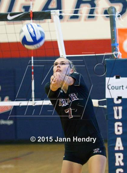 Thumbnail 3 in Notre Dame vs. Faith Lutheran (Durango Fall Classic) photogallery.