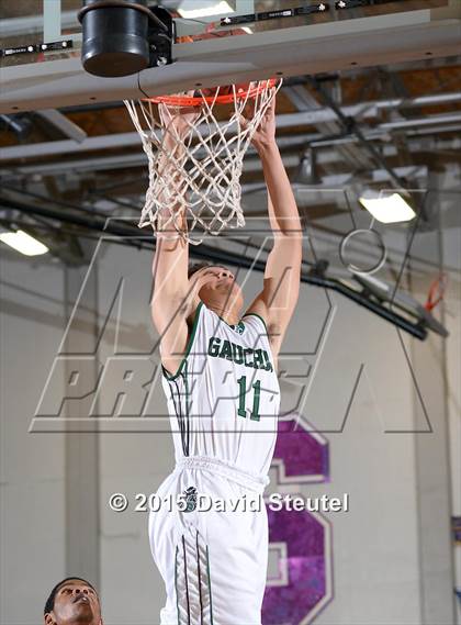 Thumbnail 2 in Burbank vs. El Cerrito (St. Hope Elite Classic) photogallery.